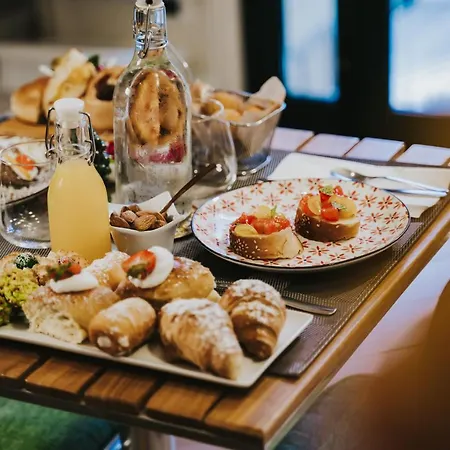 Gæstehus Domus Cese 4*